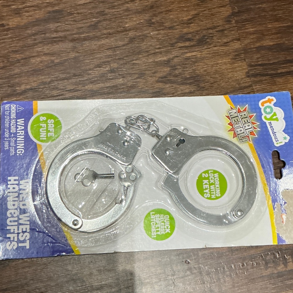 Toysmith Wild West Handcuffs with Keys